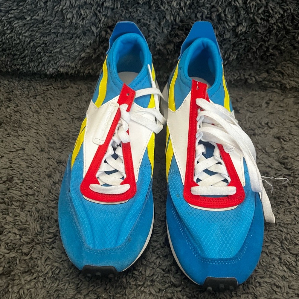 Men’s Blue and Yellow Sneakers